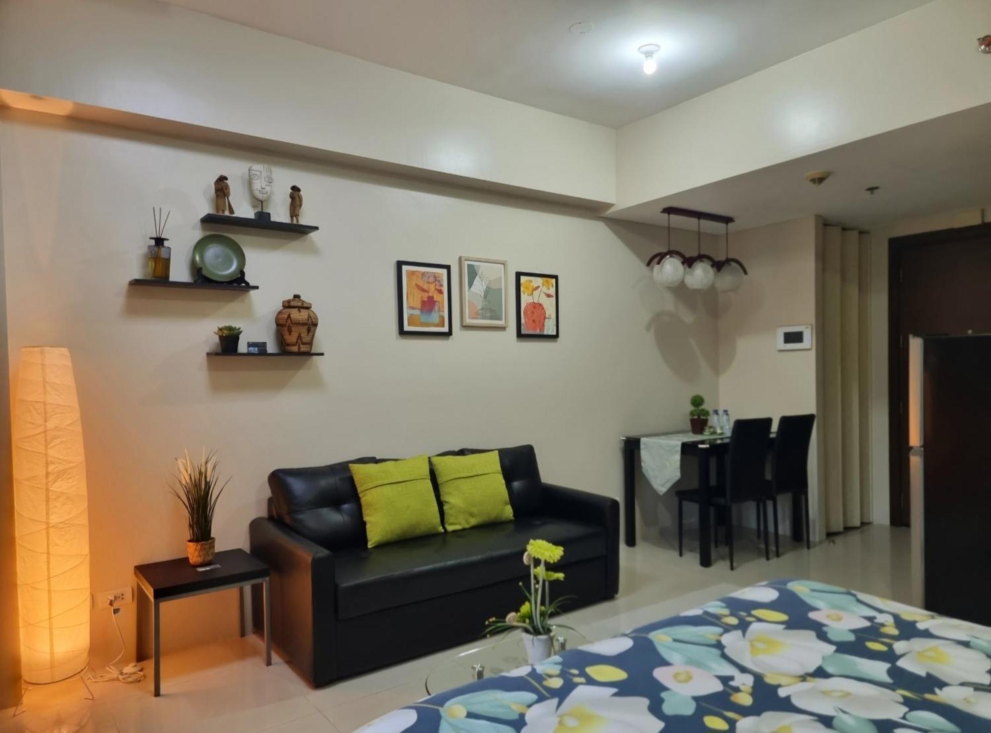 One Palm Tree Villas Condo Across Naia Terminal 3 Manille Extérieur photo
